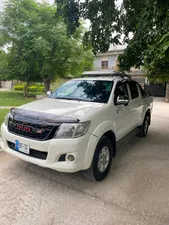 Toyota Hilux Vigo Champ V 2012 for Sale