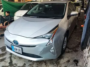 Toyota Prius S Touring Selection 2016 for Sale