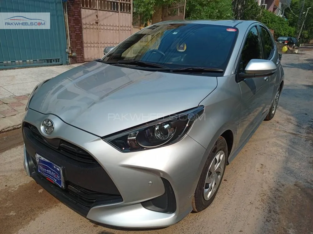 Toyota Yaris Hatchback 2021 for Sale in Lahore Toyota Yaris Hatchback 2021 for Sale in Lahore Image-3
