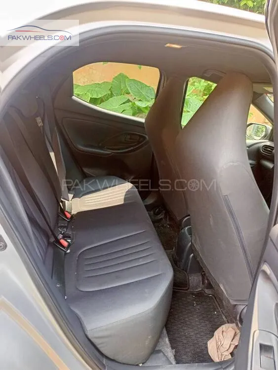 Toyota Yaris Hatchback 2021 for Sale in Lahore Toyota Yaris Hatchback 2021 for Sale in Lahore Image-11