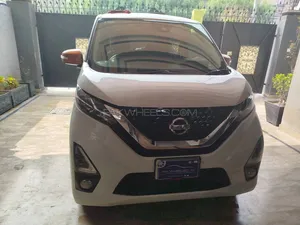 Nissan Dayz Highway star S hybrid X pro pilot 2019 for Sale