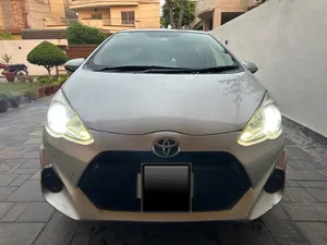 Toyota Aqua G 2015 for Sale