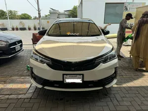 Toyota Corolla XLi VVTi 2017 for Sale