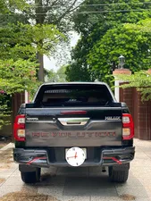 Toyota Hilux Revo V Automatic 3.0  2018 for Sale