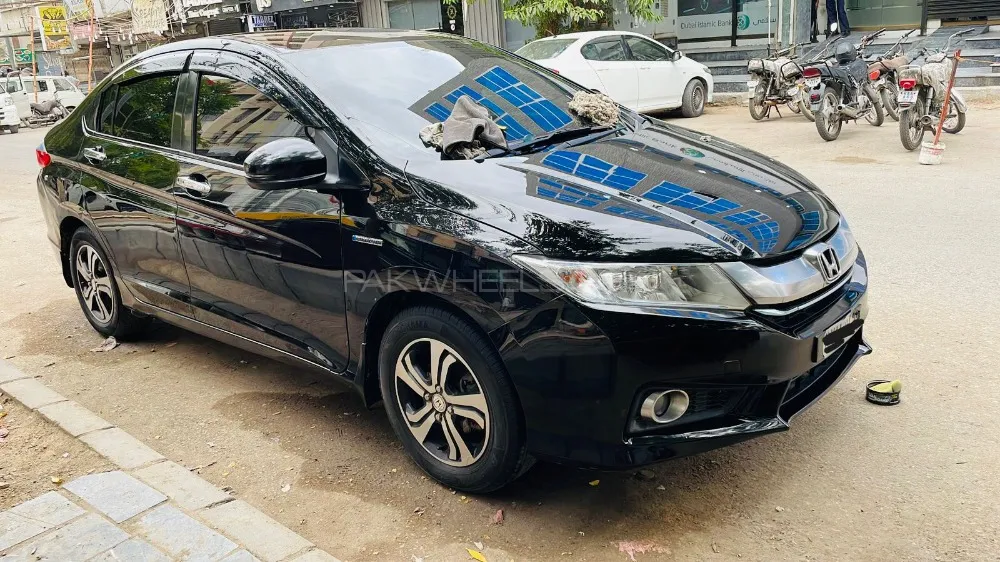 Honda Grace Hybrid 2015 for sale in Karachi