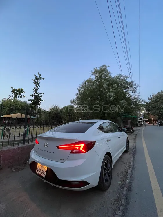 Hyundai Elantra 2023 for sale in Faisalabad