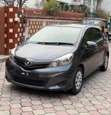 Toyota Vitz F 1.0 2012 for Sale