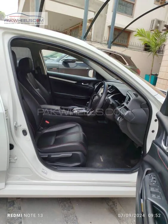 Honda Civic 2021 for Sale in Karachi Honda Civic 2021 for Sale in Karachi Image-10