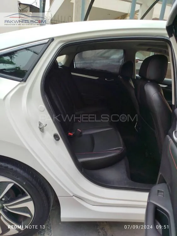 Honda Civic 2021 for Sale in Karachi Honda Civic 2021 for Sale in Karachi Image-11