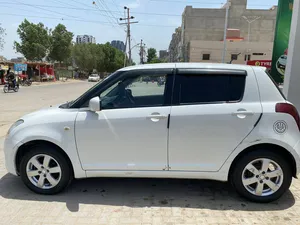 Suzuki Swift DLX Automatic 1.3 2012 for Sale