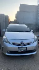 Toyota Prius Alpha G 2012 for Sale