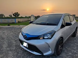 Toyota Vitz F 1.0 2015 for Sale