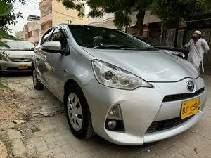 Toyota Aqua S 2014 for Sale