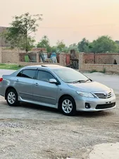 Toyota Corolla Altis SR Cruisetronic 1.6 2013 for Sale