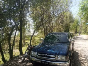 Toyota Hilux Double Cab 2003 for Sale