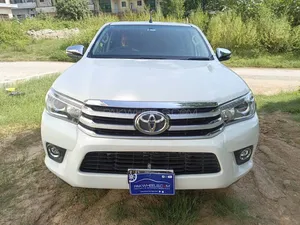 Toyota Hilux Revo V Automatic 2.8 2021 for Sale