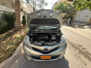 Toyota Vitz F 1.0 2013 for Sale