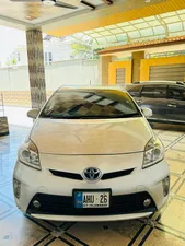 Toyota Prius S LED Edition 1.8 2014 for Sale