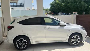 Honda Vezel Hybrid Z 2018 for Sale