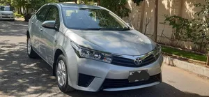 Toyota Corolla Altis Automatic 1.6 2015 for Sale