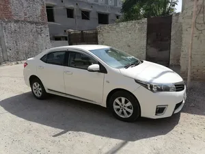 Toyota Corolla Altis Automatic 1.6 2015 for Sale