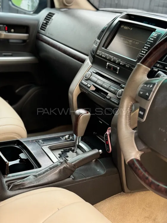 Toyota Land Cruiser 2008 for Sale in Lahore Toyota Land Cruiser 2008 for Sale in Lahore Image-14