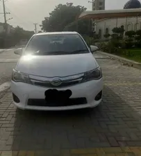 Toyota Corolla Axio Hybrid 1.5 2014 for Sale