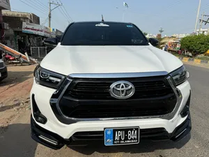 Toyota Hilux Revo G Automatic 2.8 2019 for Sale