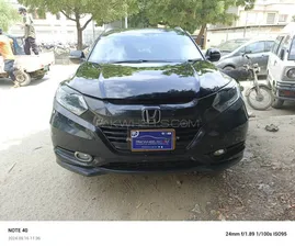 Honda Vezel Hybrid Z 2015 for Sale