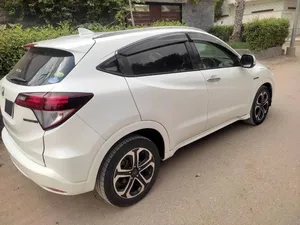 Honda Vezel Hybrid Z 2016 for Sale