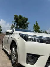 Toyota Corolla Altis Grande CVT-i 1.8 2015 for Sale