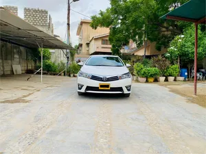 Toyota Corolla XLi VVTi 2015 for Sale