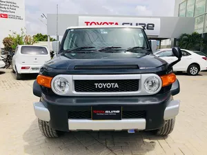 Toyota Fj Cruiser Automatic 2011 for Sale