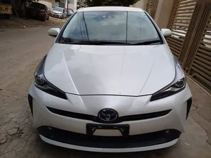 Toyota Prius A Premium 2021 for Sale