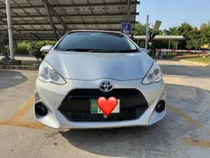 Toyota Aqua S 2015 for Sale