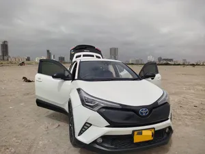 Toyota C-HR G-LED 2017 for Sale