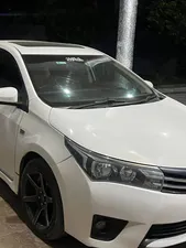 Toyota Corolla Altis Grande CVT-i 1.8 2015 for Sale