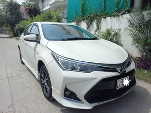 Toyota Corolla XLi VVTi 2015 for Sale