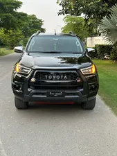 Toyota Hilux Revo V Automatic 2.8 2018 for Sale