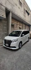 Toyota Noah G 2014 for Sale