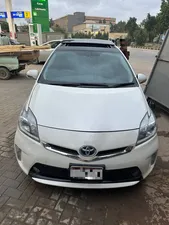 Toyota Prius G 1.8 2013 for Sale