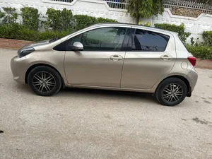 Toyota Vitz F Limited 1.0 2014 for Sale