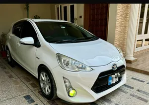 Toyota Aqua S 2017 for Sale