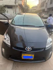 Toyota Prius S LED Edition 1.8 2011 for Sale