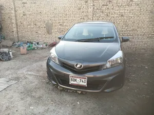 Toyota Vitz F 1.0 2011 for Sale