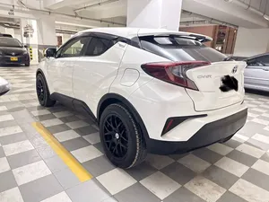 Toyota C-HR S-LED 2019 for Sale