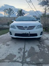 Toyota Corolla Altis SR Cruisetronic 1.6 2013 for Sale