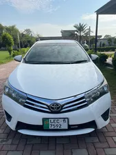 Toyota Corolla Altis Automatic 1.6 2015 for Sale