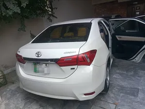 Toyota Corolla XLi VVTi 2015 for Sale