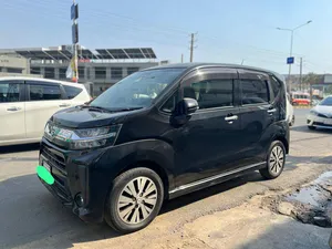 Daihatsu Move X Turbo 2017 for Sale